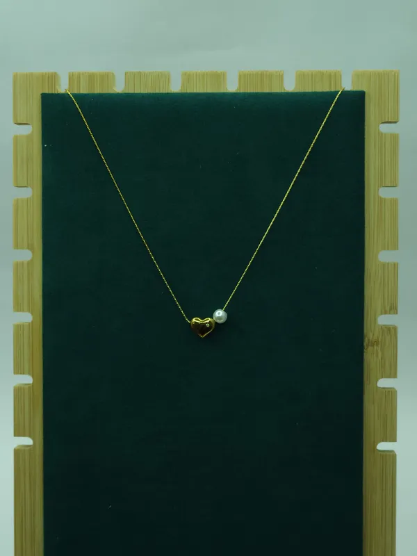 Gold_Amora_Pearl_Heart_Pendant_Necklace_For_Women