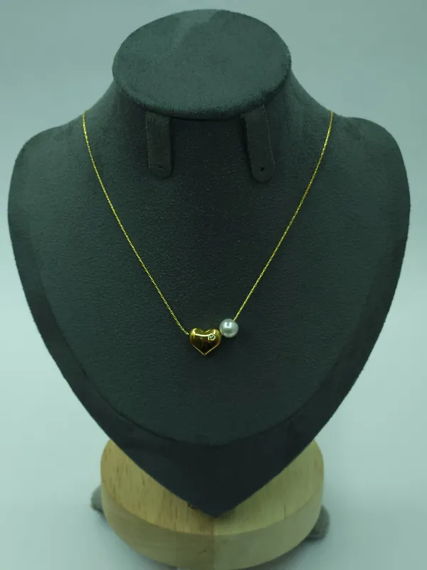 Gold_Amora_Pearl_Heart_Pendant_Necklace_For_Women