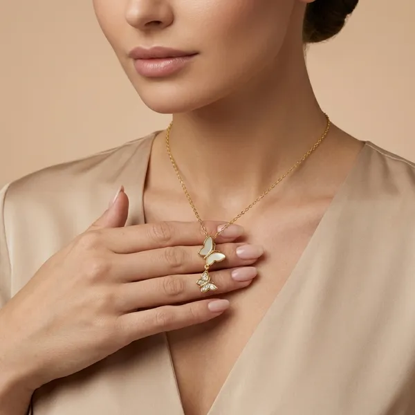 Gold_Twin_Butterfly_Pendant_Necklace_For_Women