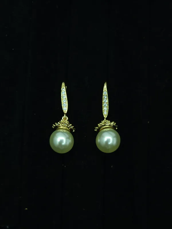 Gold_Pearl_Crown_Hook_Drop_Earrings_For_Women