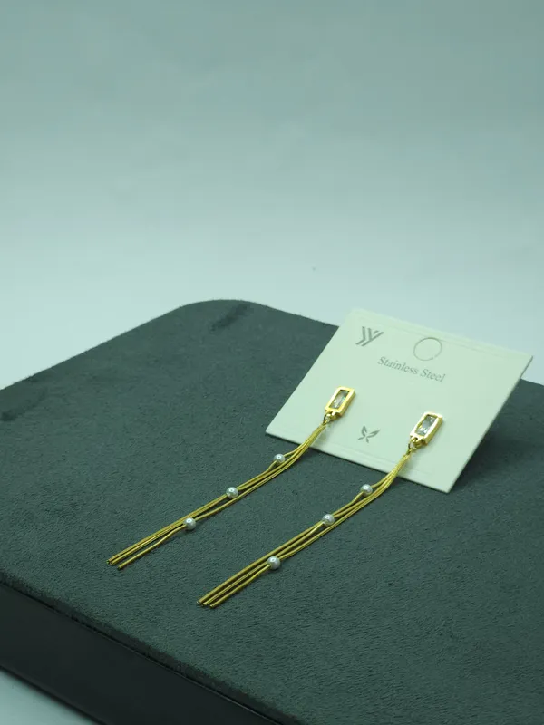 Gold_Mila_Pearl_Chain_Drop_Earrings_For_Women
