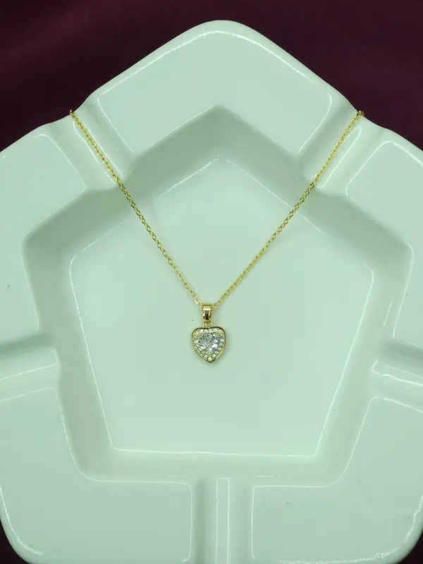 Gold_Amora_Heart_Crystal_Pendant_Necklace_For_Women