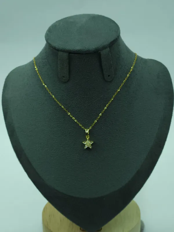 Gold_Astra_Star_Pendant_Necklace_For_Women
