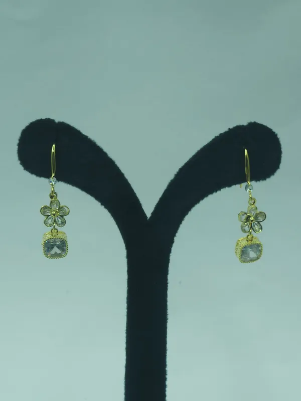 Gold_Daisy_Cushion_Hook_Drop_Earrings_For_Women