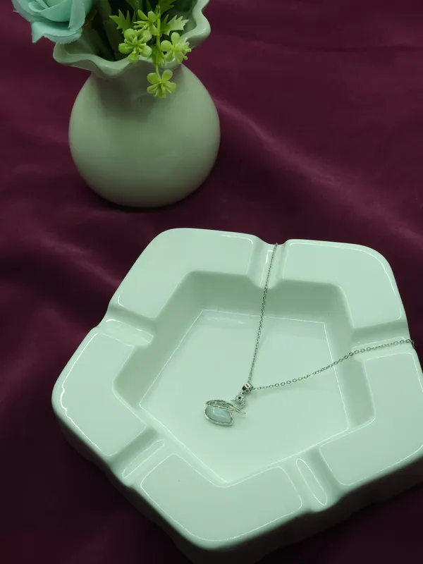 Silver_Swan_Grace_Pearl_Necklace_For_Women