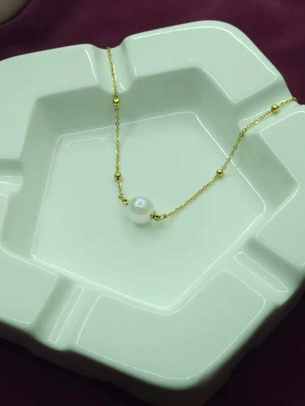 Gold_Aurora_Pearl_Pendant_Necklace_For_Women