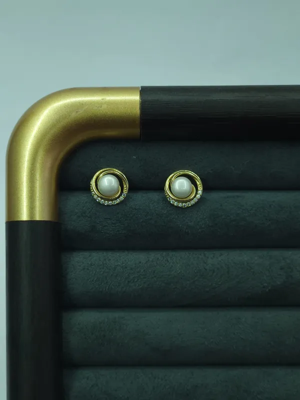 Gold_Elara_Halo_Pearl_Studs_For_Women