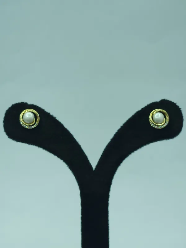 Gold_Elara_Halo_Pearl_Studs_For_Women