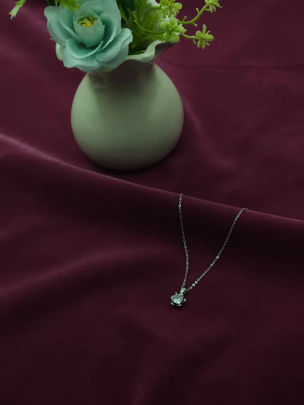 Silver_Aurora_Crystal_Bloom_Necklace_For_Women