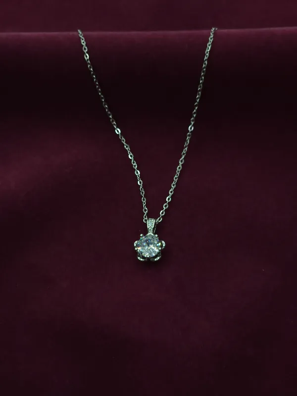 Silver_Aurora_Crystal_Bloom_Necklace_For_Women