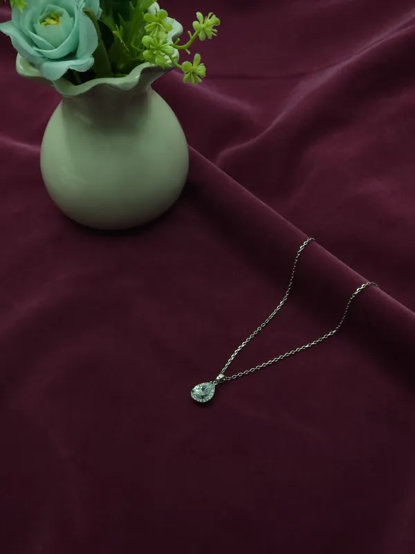 Silver_Aurora_Teardrop_Crystal_Necklace_For_Women