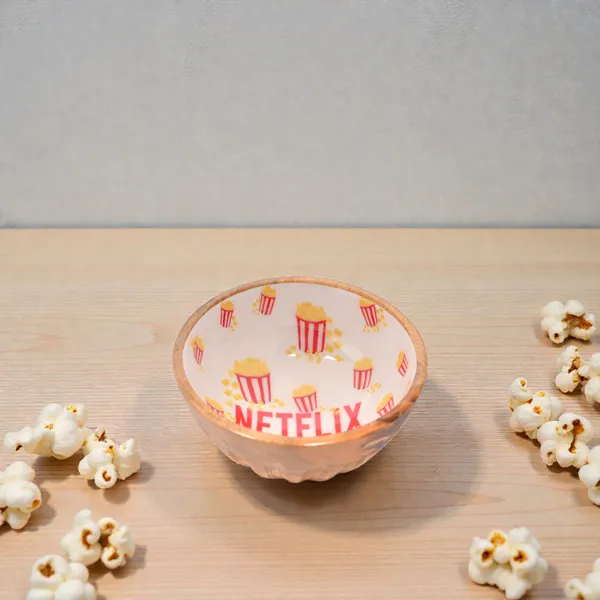 Wood_Netflix_Theme_Popcorn_Print_Snack_Bowl