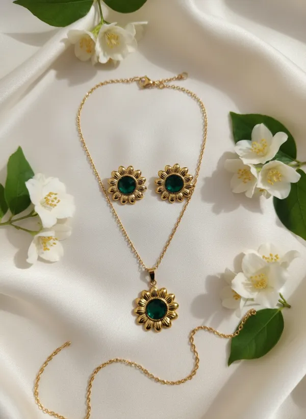 Gold_Alloy_Jewelry_Set_For_Women