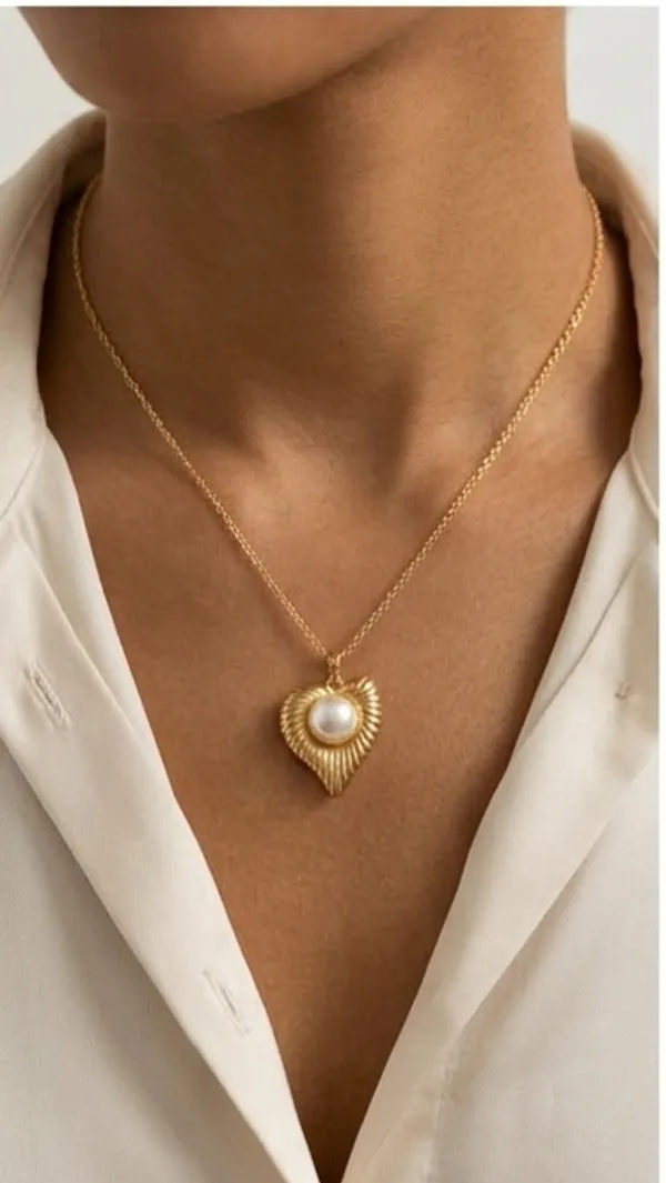 Gold_Stainless_Steel_Pendant_Necklace_Set_For_Women