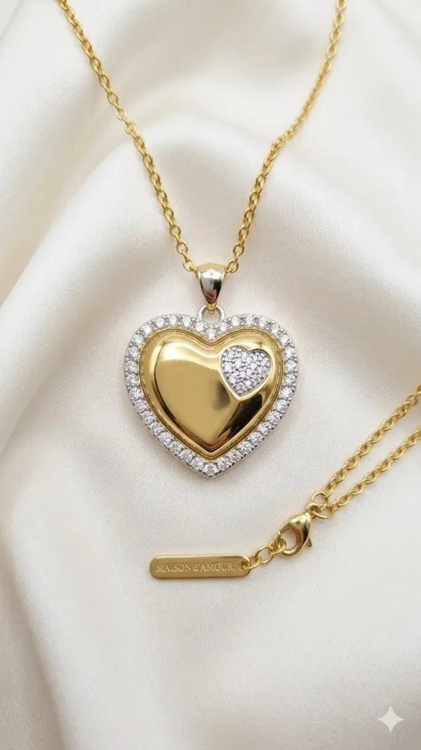 Gold_Stainless_Steel_Pendant_Necklace_For_Women