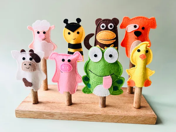 Finger_Puppets_Stand_For_Kid