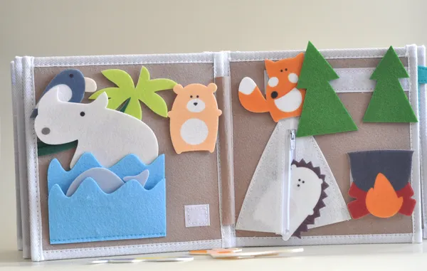 Rainbow_Quiet_Book_For_Kid