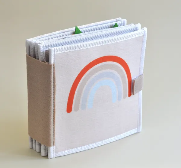 Rainbow_Quiet_Book_For_Kid