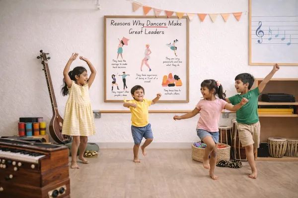 Reasons_Why_Dancers_Make_Great_Leaders_Framed_Poster_Dance_Music_Room_Wall_Display