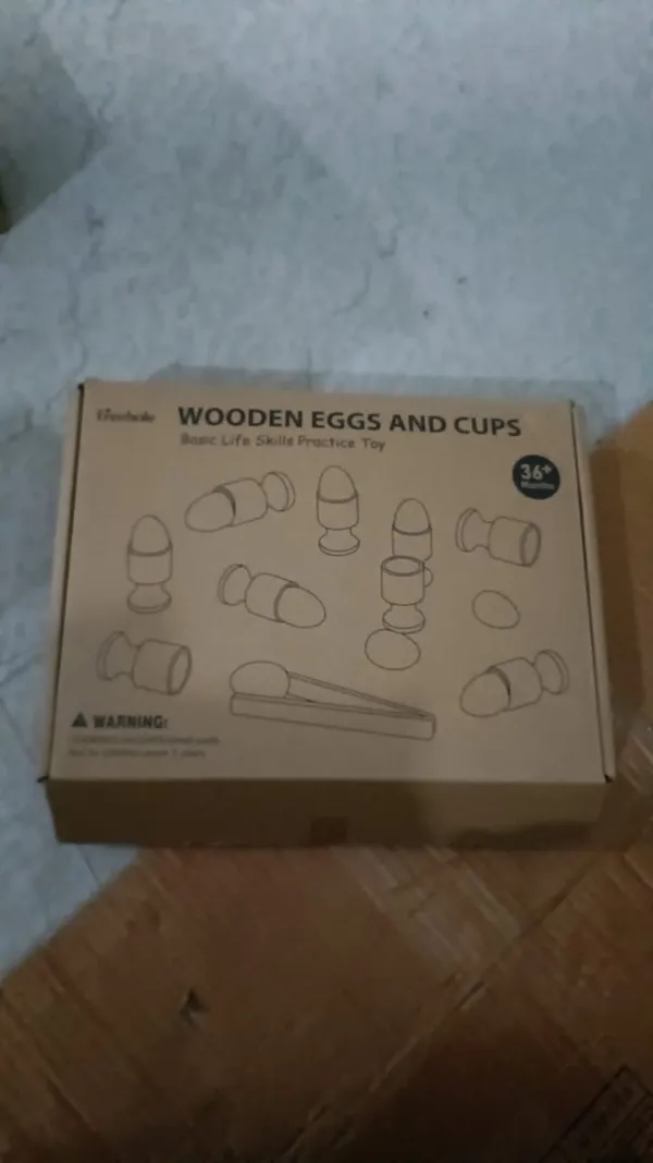 Wooden_Eggs_And_Cups