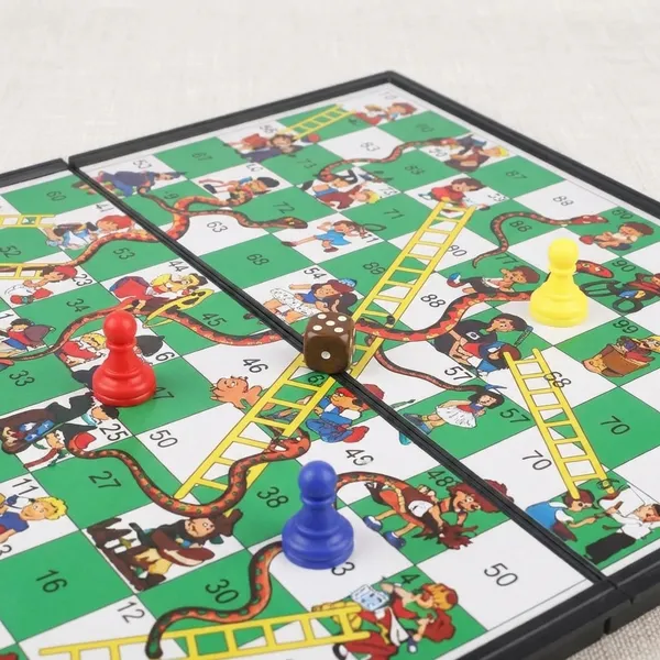 Snakes_And_Ladders