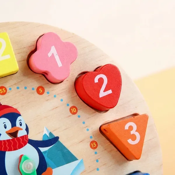 Girrafe/Penguin_Clock_Small