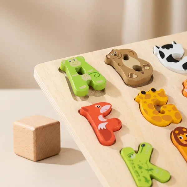 Animal_Alphabet_Pegboard