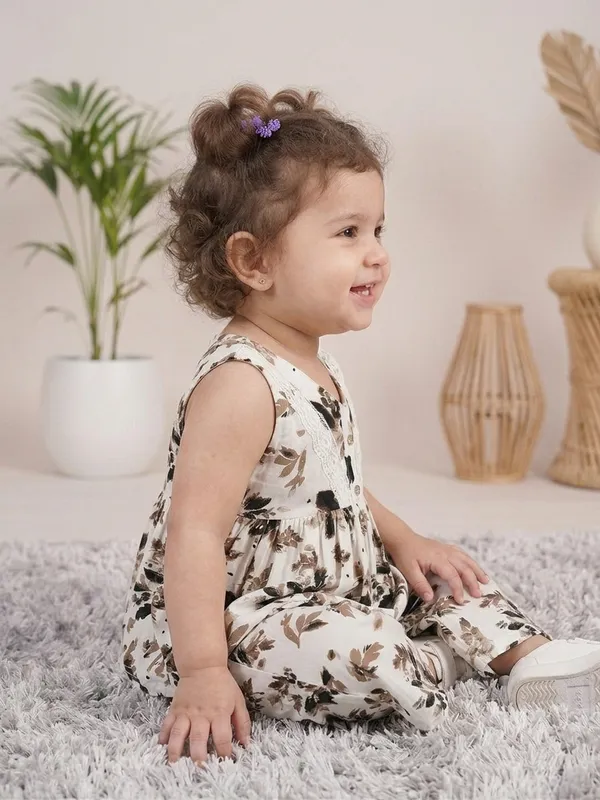 Snitz_baby_girls_co-ord_set/_2_piece_suit