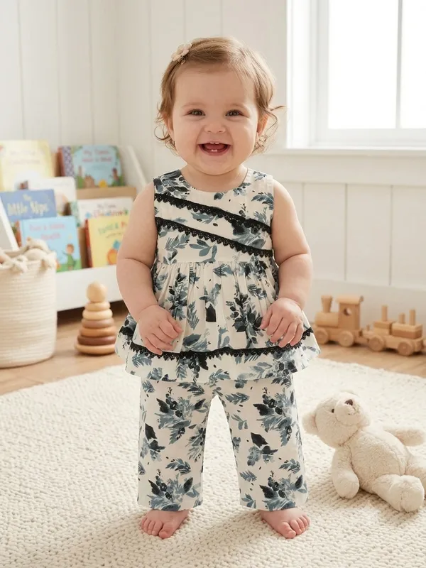 Snitz_printed_Co-ord_Set_/_2_piece_suit_for_baby_girls