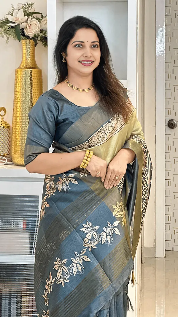 Lunar_Green_Soft_Tussar_Silk_Saree_For_Women