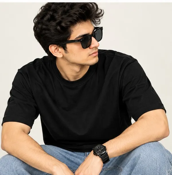 Men's_Black_Oversized_T-Shirt_100%_Cotton_180_GSM_–_Master_Chess_Graphic_Print,_Half_Sleeve_Streetwear_Tee