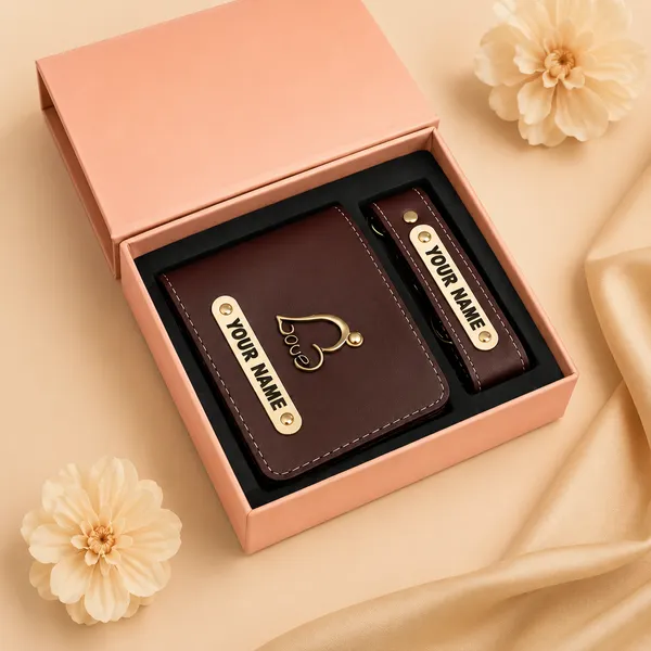 Premium_personalized_wallet_keychain_stylish_charm_design