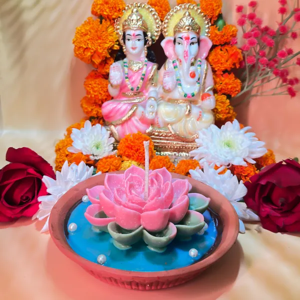 Zenn_Aura_Lotus_Radiance_Candle_|_Divine_Light