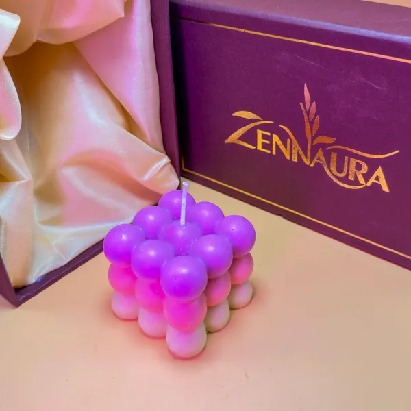 Zenn_Aura_Bubble_Bliss_Candle_|_Playful_Charm