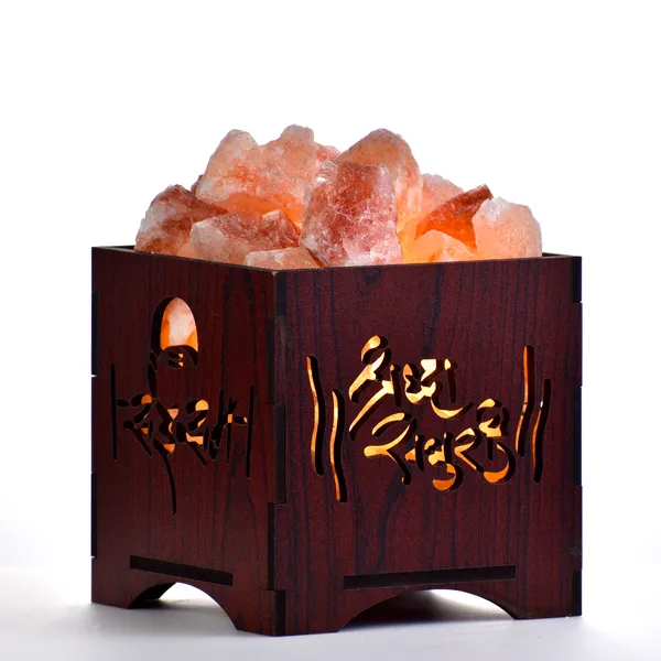 Zenn_Aura_Om_Sai_Ram_Himalayan_Rock_Salt_Wooden_Basket_Lamp_|_Faith_&_Joy_(Wooden_4"_x_3.5")