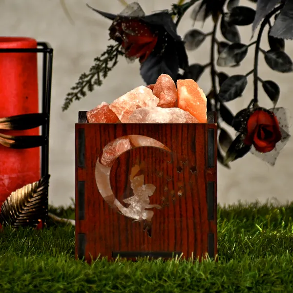 Zenn_Aura_Couple_Fairy_Himalayan_Rock_Salt_Wooden_Basket_Lamp_|_Love_&_Togetherness_(Wooden_4"_x_4.5")