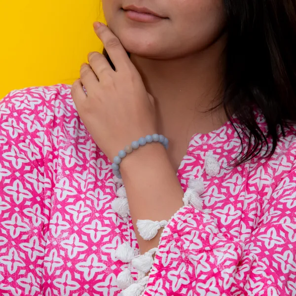 Zenn_Aura_Angelite_Bracelet_|_Angelic_Guidance_&_Peace_(8_MM)