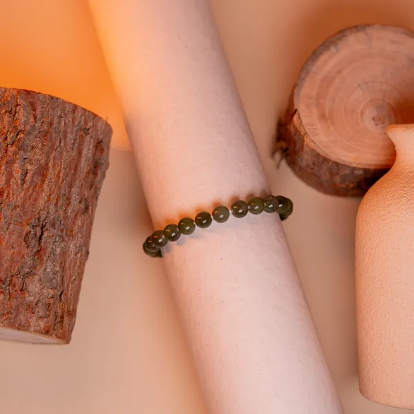 Zenn_Aura_Canadian_Green_Jade_Bracelet_|_Wisdom_&_Love_(8_MM)