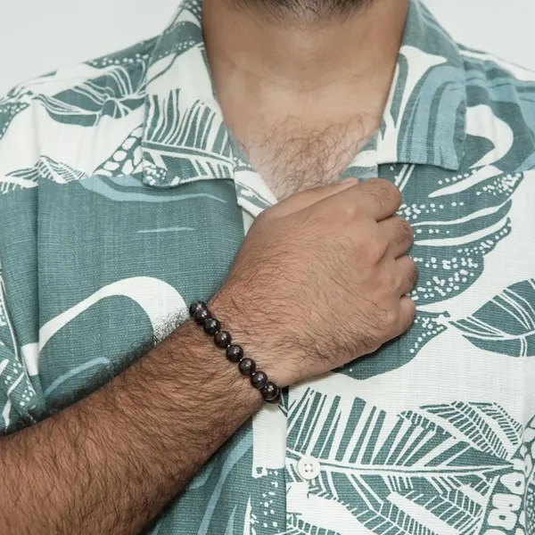 Zenn_Aura_Garnet_Bracelet_|_Passion_&_Energy_(10_MM)
