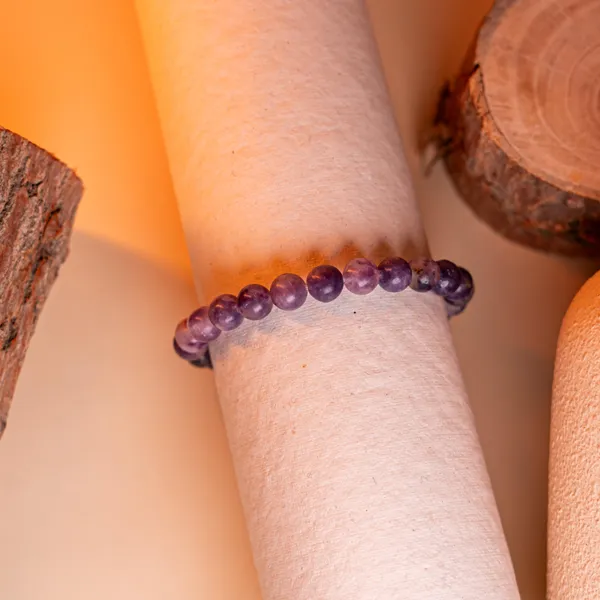 Zenn_Aura_Lepidolite_Bracelet_|_Inner_Peace_&_Transition_(8_MM)