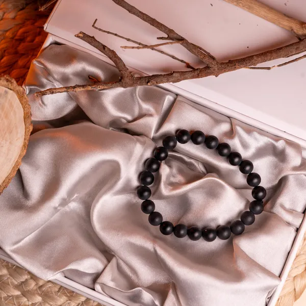 Zenn_Aura_Matte_Black_Onyx_Bracelet_|_Protection_&_Power_(8_MM)