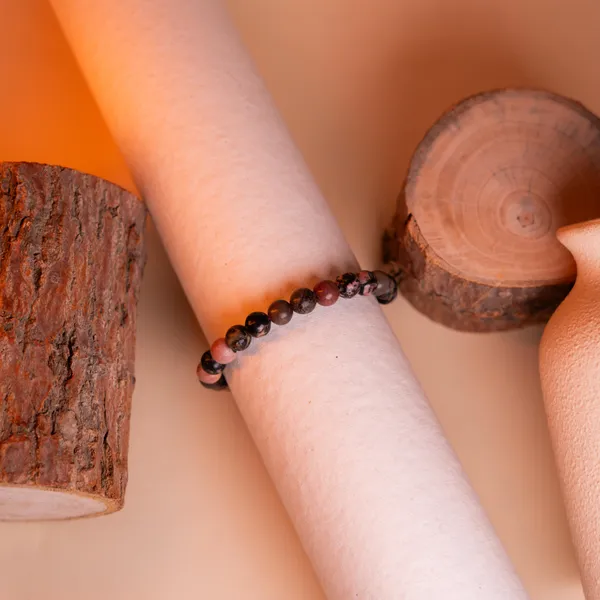 Zenn_Aura_Rhodonite_Bracelet_|_Compassion_&_Emotional_Healing_(8_MM)