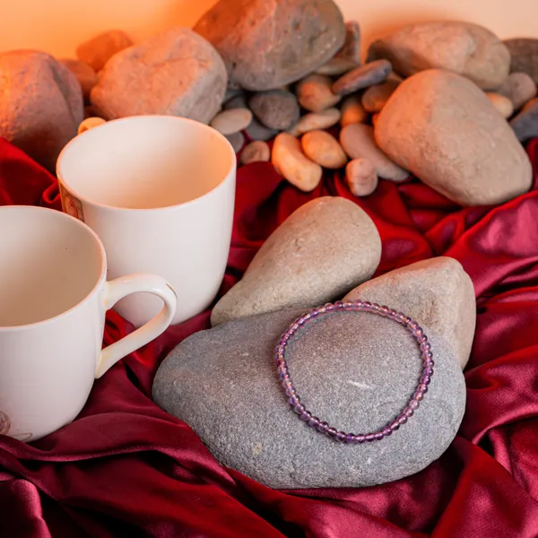 Zenn_Aura_Amethyst_Bracelet_|_Spiritual_Calm_&_Inner_Wisdom_(4_MM)
