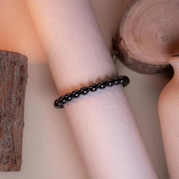 Zenn_Aura_Hematite_Bracelet_|_Stability_&_Grounding_(8_MM)