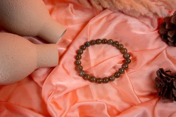 Zenn_Aura_Labrodorite_Bracelet_|_Spiritual_Connection_(8_MM)