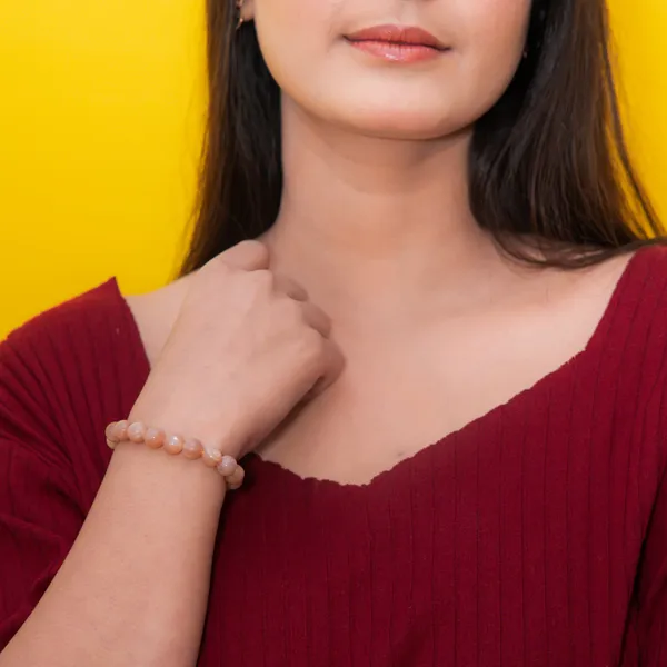 Zenn_Aura_Sunstone_Bracelet_|_Radiance_&_Vitality_(Premium_8_MM)