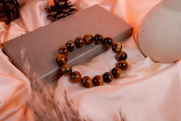 Zenn_Aura_Tigers_Eye_Bracelet_|_Strength_&_Confidence_(12_MM)