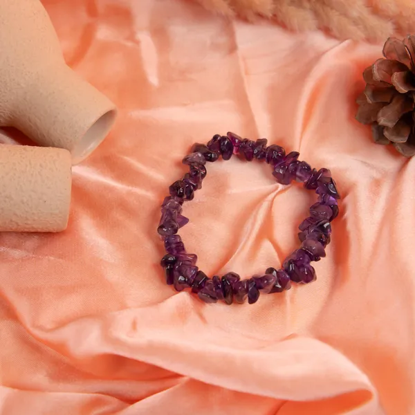 Zenn_Aura_Amethyst_Bracelet_|_Spiritual_Calm_&_Inner_Wisdom_(Chip_Bracelet)
