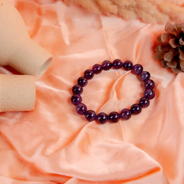 Zenn_Aura_Amethyst_Bracelet_|_Spiritual_Calm_&_Inner_Wisdom_(Premium_10_MM)