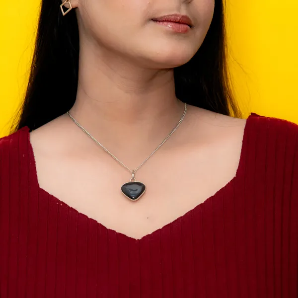 Zenn_Aura_Black_Tourmaline_Heart_Pendant_|_Heart_of_Protection